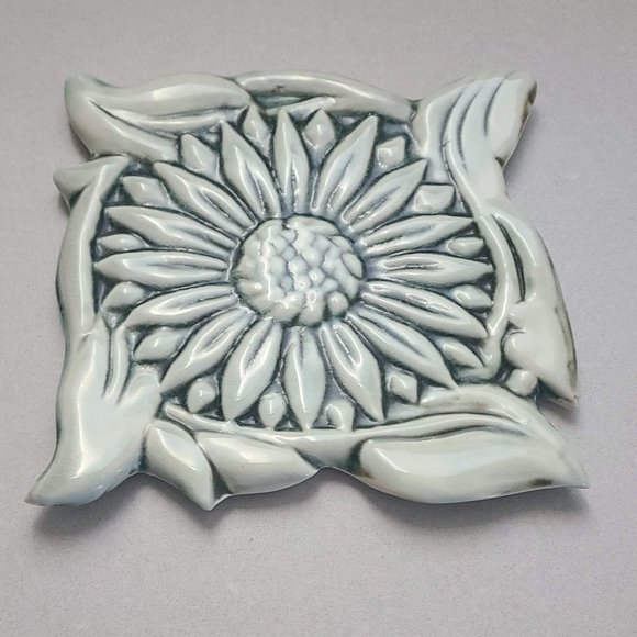 Floral Ceramic Tile Hot Plate - Picture 6 of 6